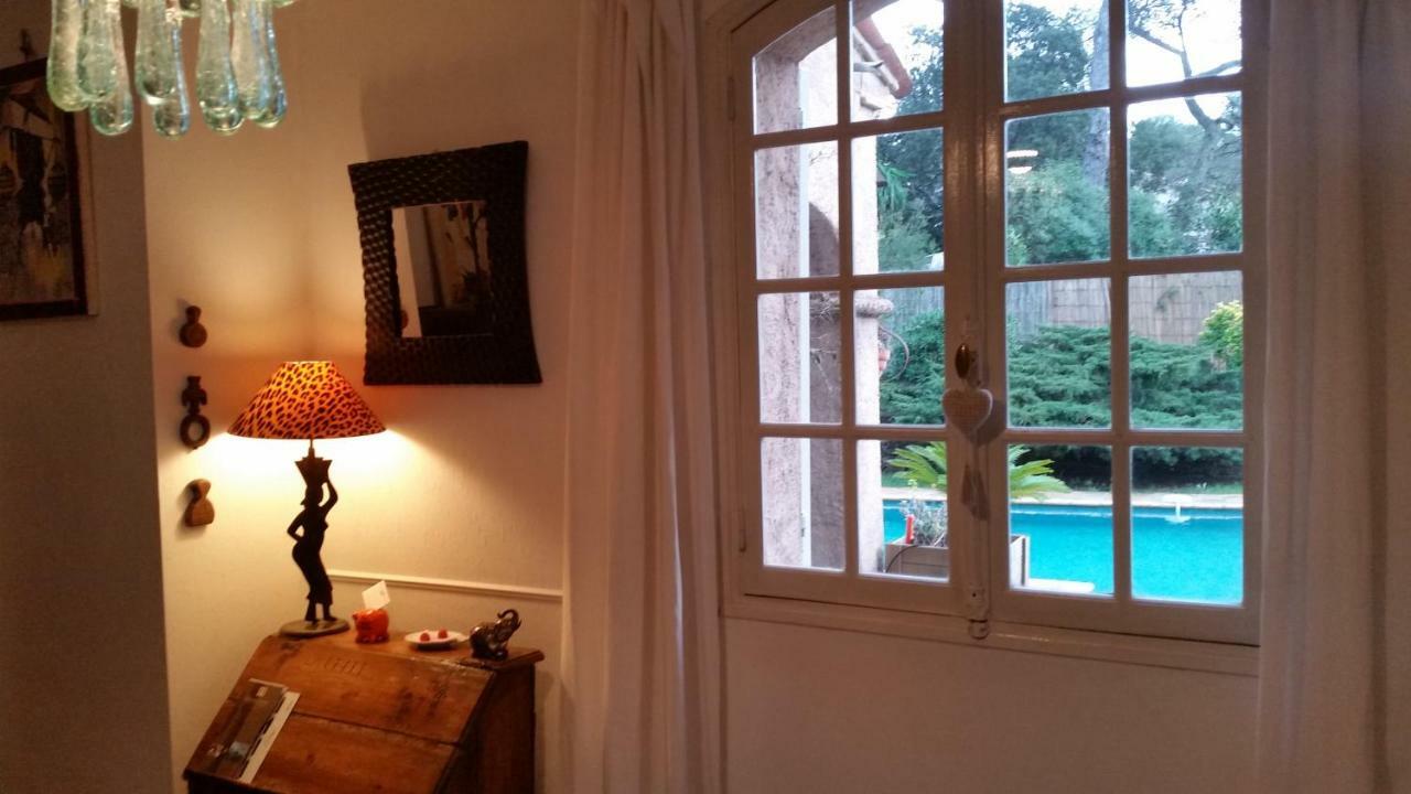 Bed and Breakfast La Douce Heure Мужен Екстер'єр фото